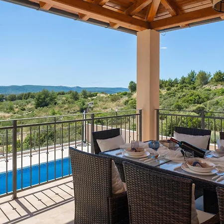 San Villa *